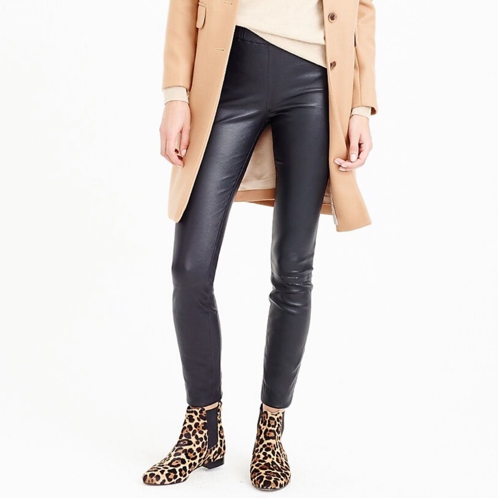 NWT Navy Genuine Leather Leggings!  Size 0.